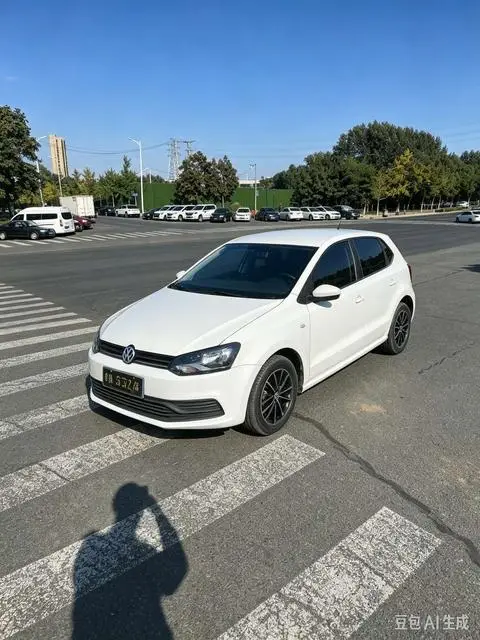 Volkswagen Polo 2018 — фото 1