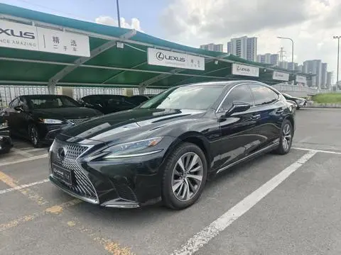 Lexus LS 2020