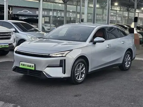 Geely L6 2025