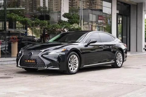 Lexus LS 2020