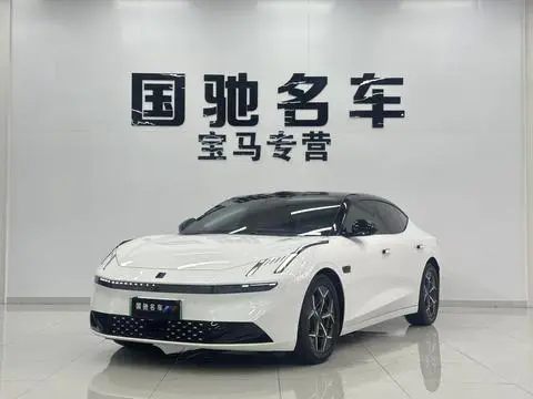 Lynk & Co 10 EM-P 2025