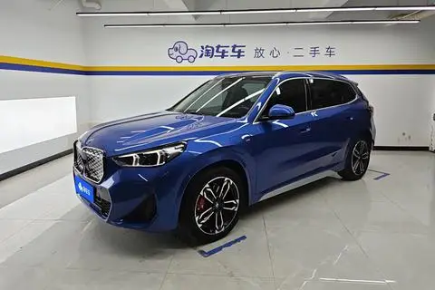 BMW iX1 2023 — фото 1