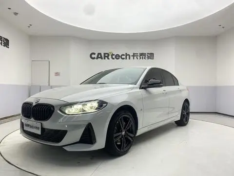 BMW 1 Series 2021