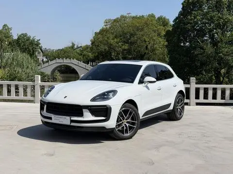 Porsche Macan 2025