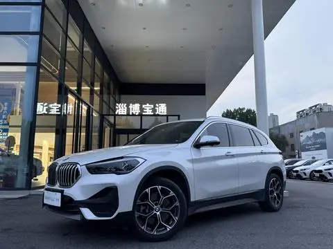 BMW X1 2022 — фото 1