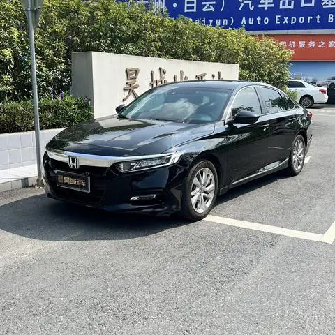 Honda Accord 2021 — фото 1