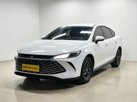 BYD 秦PLUS DM 2025 — фото 1
