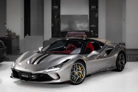 Ferrari F8 2019
