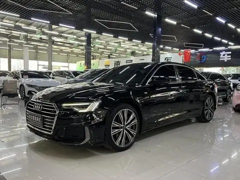 Audi A6L 2022 — фото 1