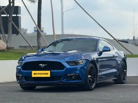 Ford Mustang 2017 — фото 1