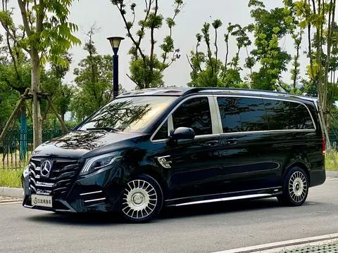 Mercedes-Benz 威霆 2023