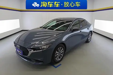 Mazda 3 Axela 2023 — фото 1