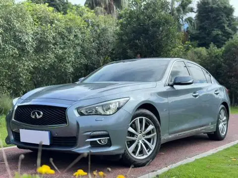 Infiniti Q50L 2015