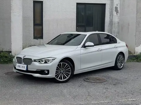 BMW 3 Series 2019 — фото 1