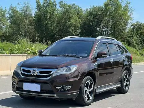 BYD S7 2015