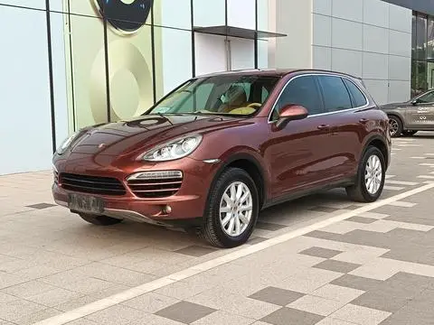 Porsche Cayenne 2011 — фото 1