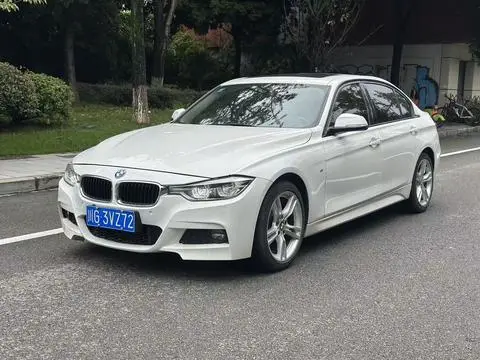 BMW 3 Series 2018 — фото 1