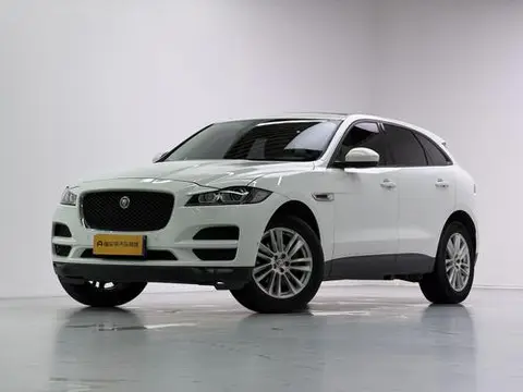 Jaguar F-PACE 2016