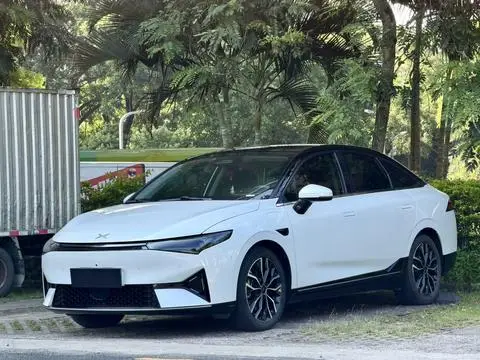XPeng 小鹏P5 2021