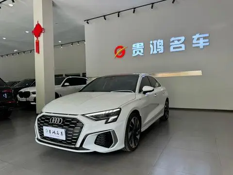 Audi A3 2022 — фото 1