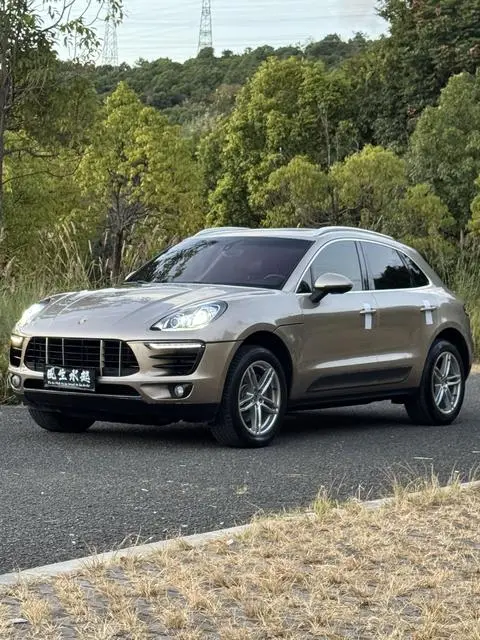 Porsche Macan 2014