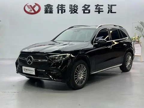 Mercedes-Benz GLC 2025