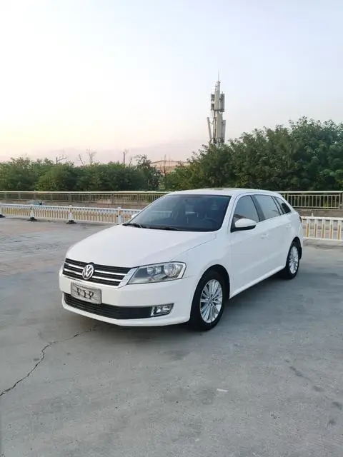 Volkswagen 朗行 2013