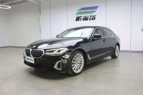 BMW 5 Series 2022 — фото 1