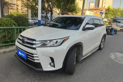 Toyota Highlander 2021