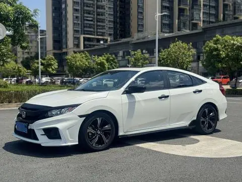 Honda Civic 2019 — фото 1