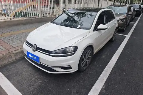 Volkswagen Golf 2020
