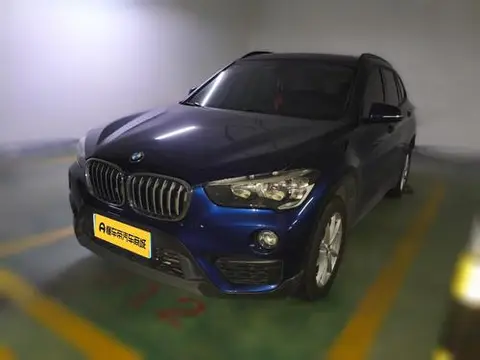 BMW X1 2018 — фото 1