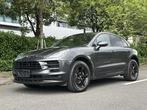 Porsche Macan 2018 — фото 1