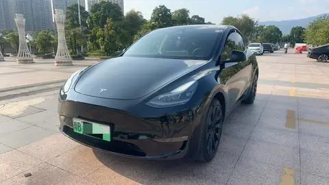 Tesla Model Y 2021