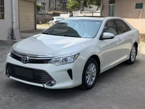 Toyota Camry 2015