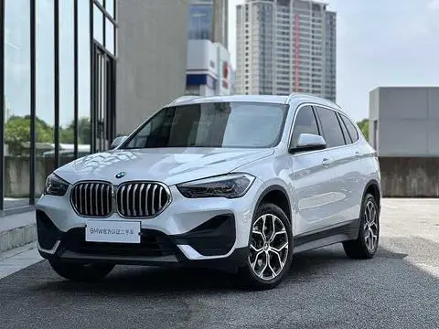 BMW X1 2022 — фото 1