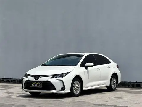 Toyota Corolla 2021 — фото 1