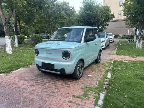 Geely 熊猫 2023