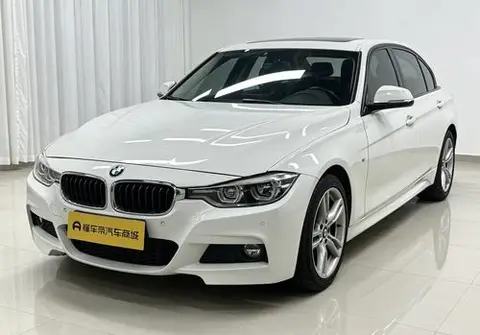 BMW 3 Series 2019 — фото 1
