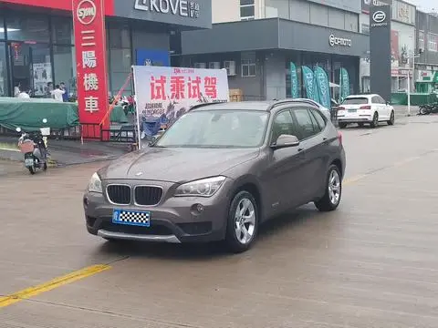 BMW X1 2012