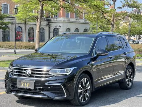 Volkswagen Tiguan L 2022