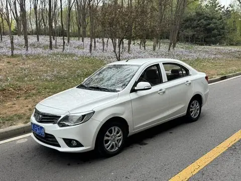 Changan 悦翔V3 2015