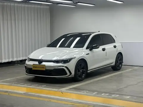 Volkswagen Golf 2021