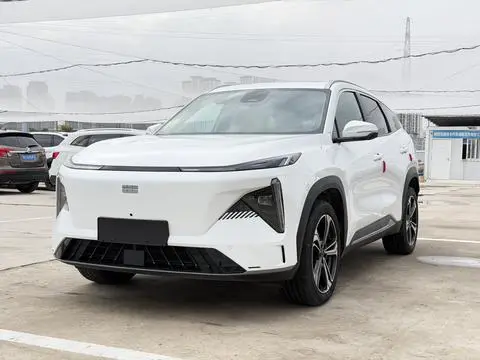 Geely L7 2023