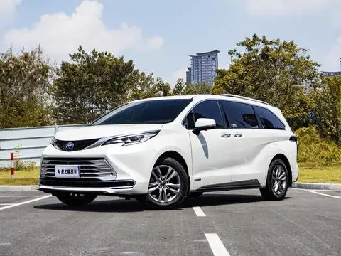 Toyota 赛那 2021