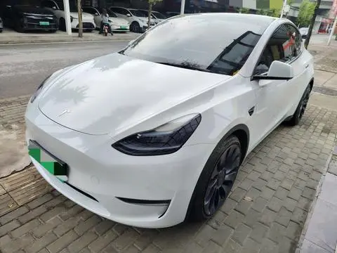 Tesla Model Y 2022 — фото 1