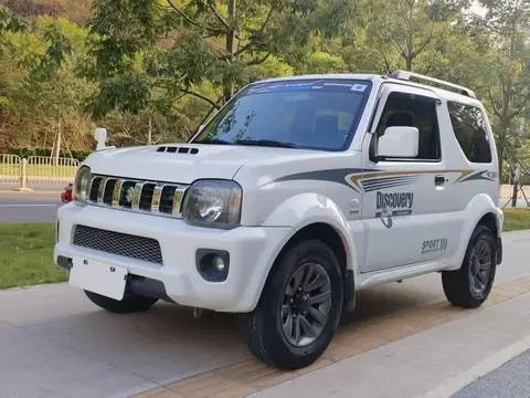 Suzuki 吉姆尼 2015