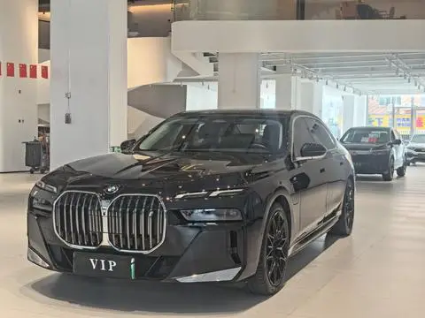 BMW i7 2023