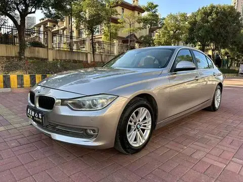 BMW 3 Series 2015 — фото 1