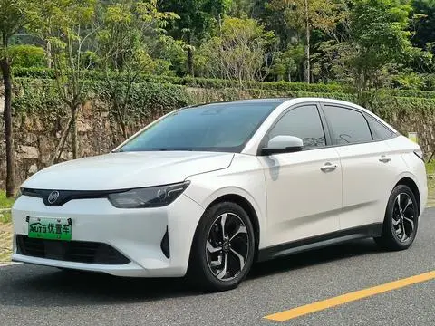 Weltmeister 威马E.5 2022